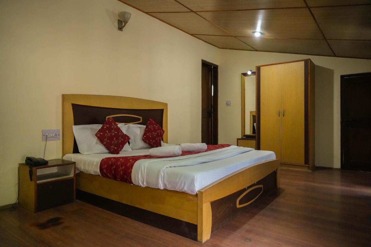 Hotel Grass Land Manāli Exterior foto
